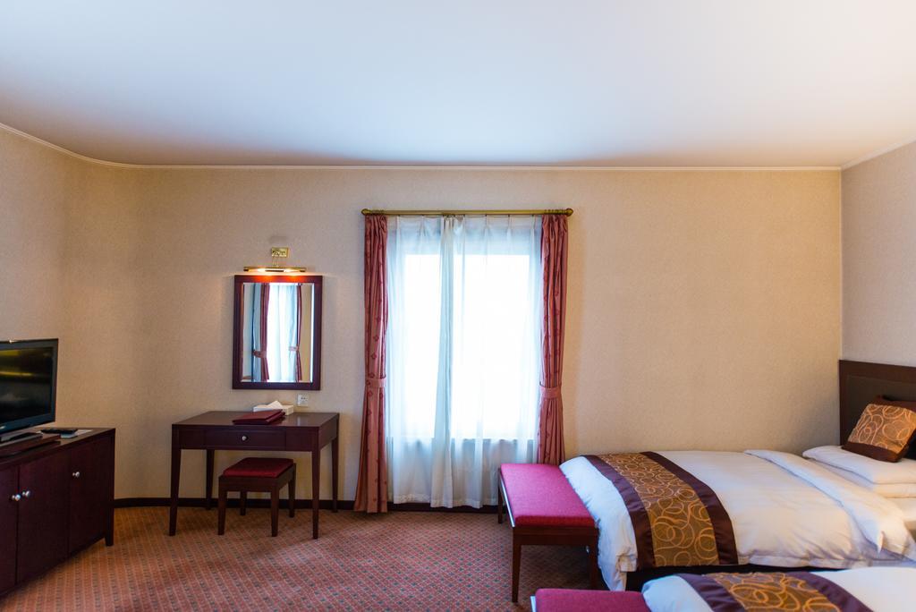 Shanghai International Airport Hotel Екстер'єр фото